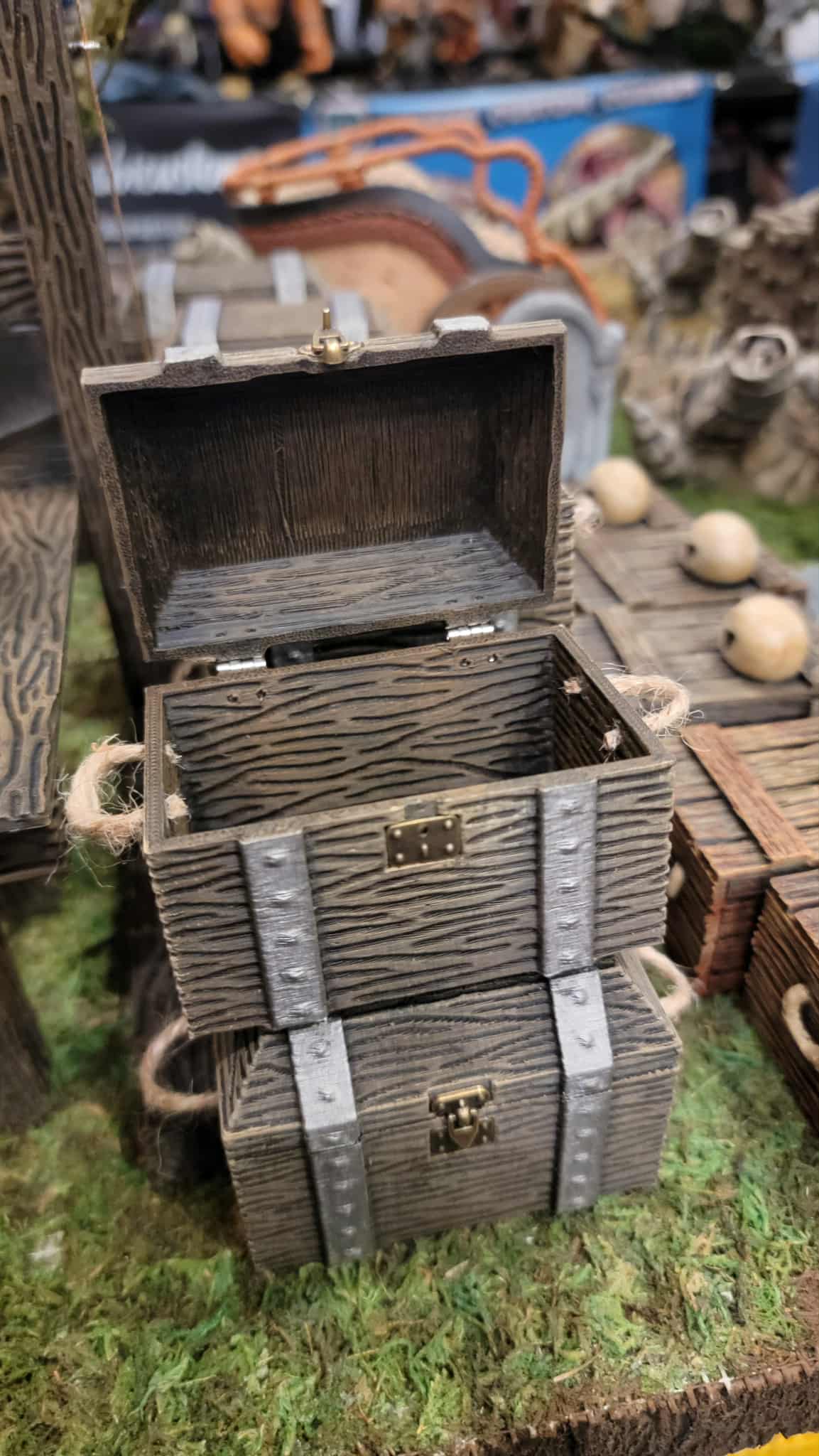 .Treasure Chest (Functioning)