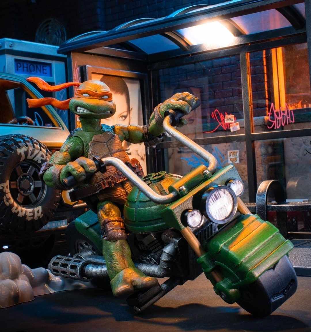 Mezco TMNT Turtle Cycle (Mezco Styled)