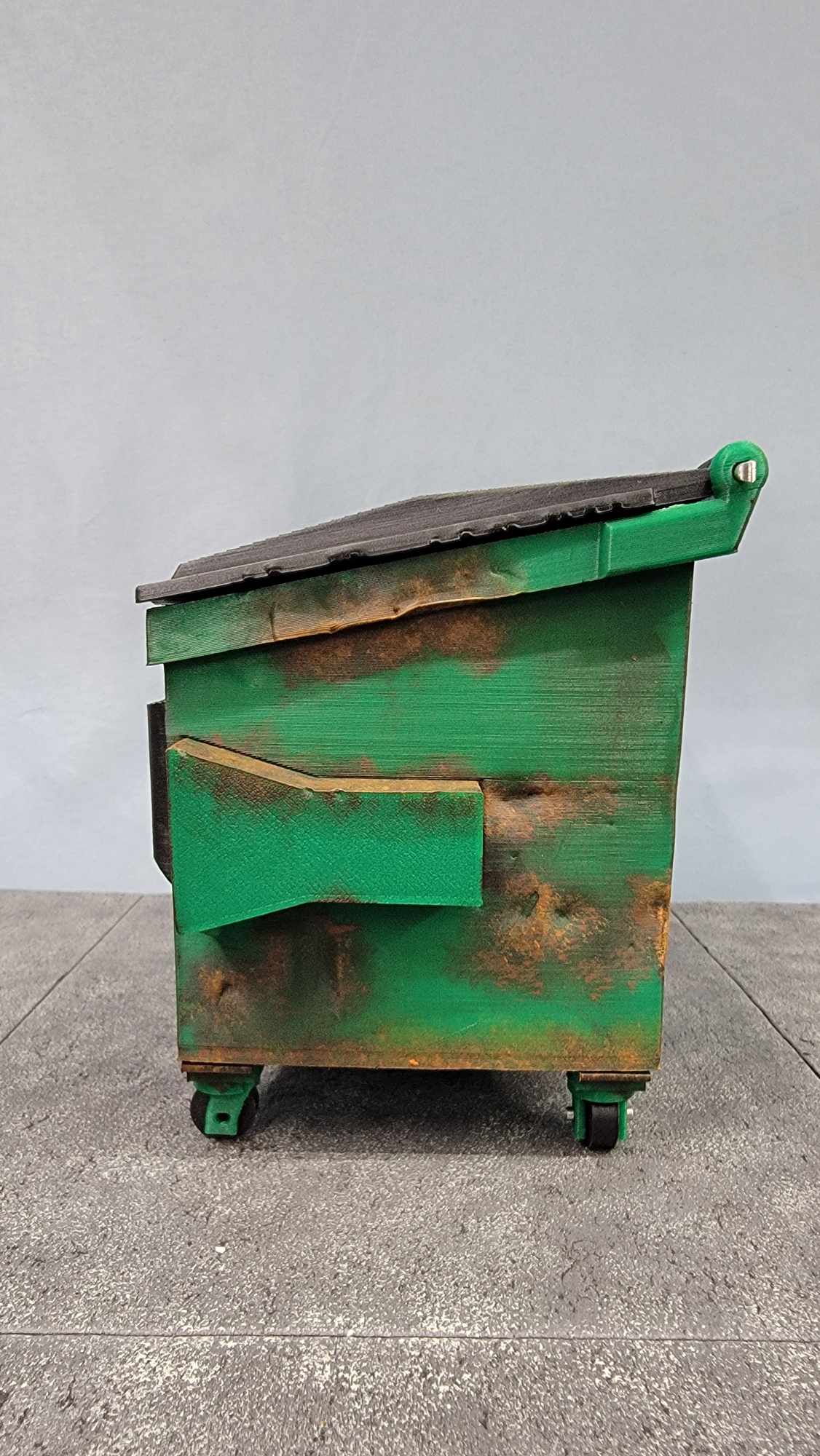 4YD Dumpster 1/12