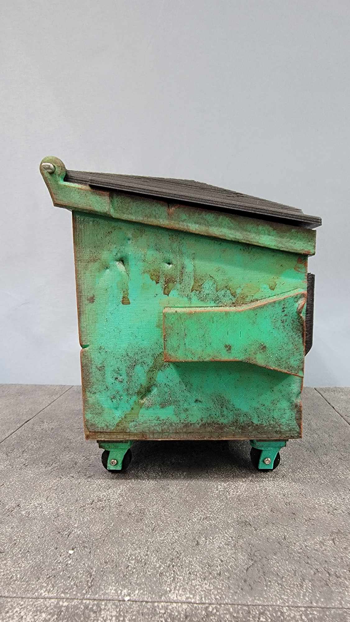 4YD Dumpster 1/12