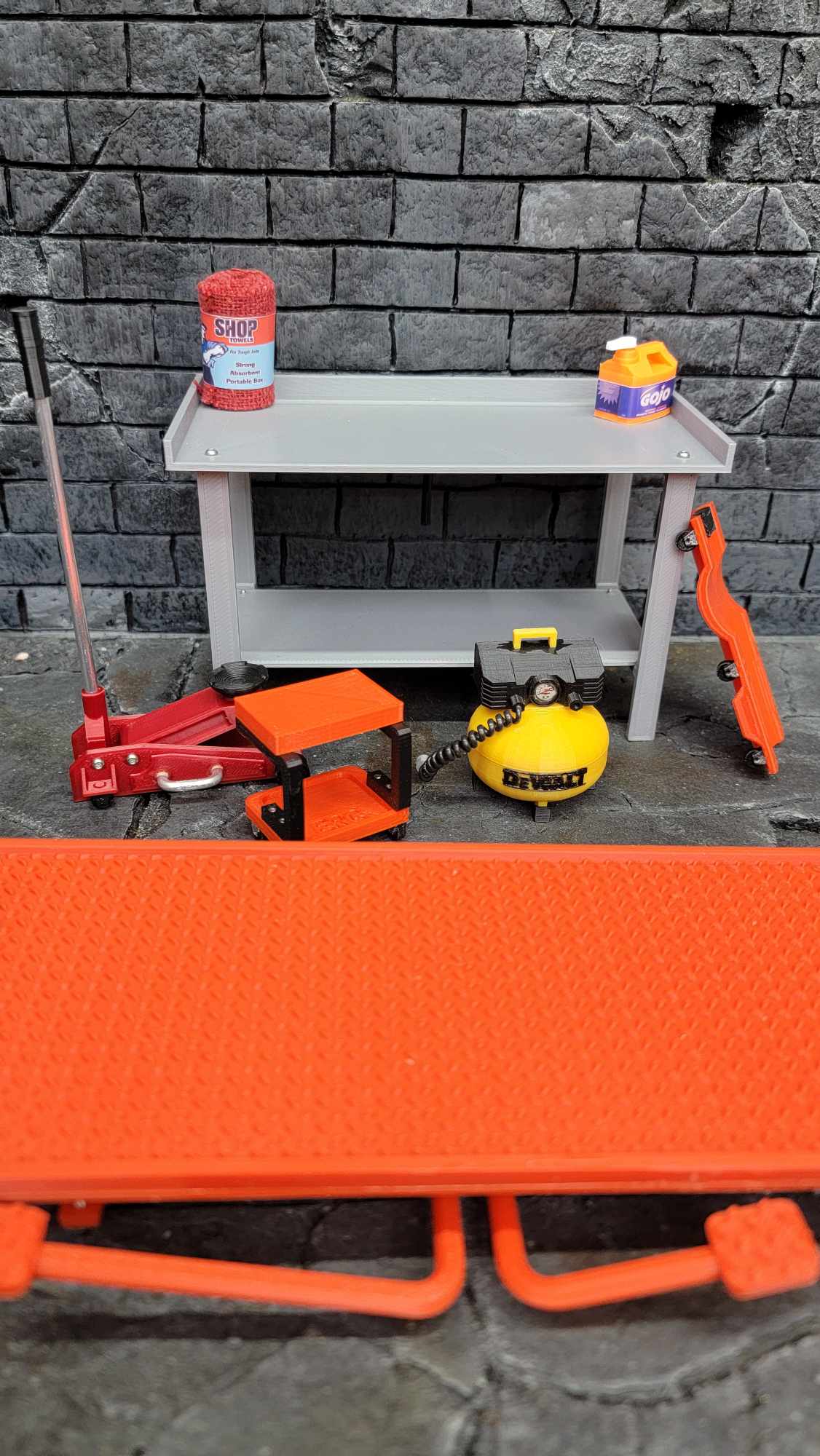 Complete 1/12 Motorcycle Garage Starter Kit
