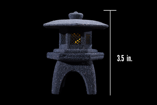 .Feudal Pagoda Lantern